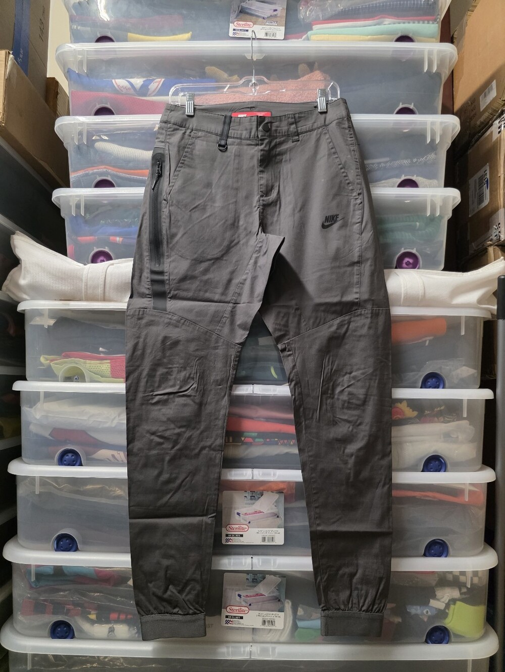Nike Tech Dri-FIT Men's Gray Jogger Pants Tapered Pockets Sz 30